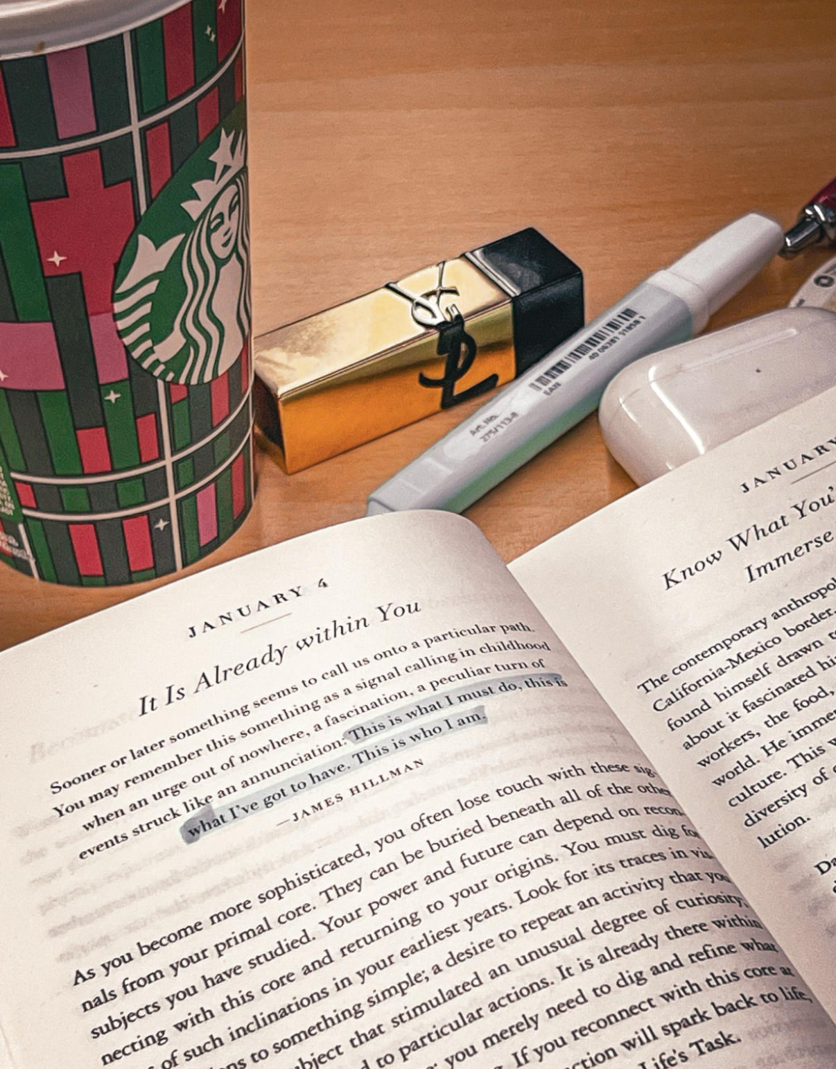 Bücher mit Illustrationen - Benutzerdefinierte kommentierte Bücher