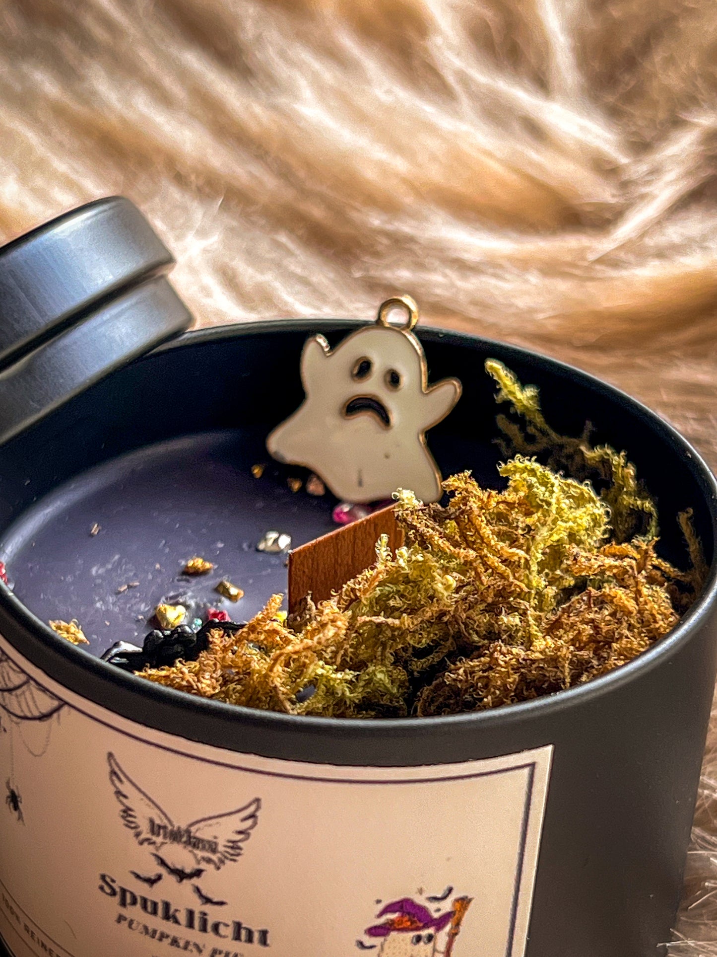 candle "Spooky Light"